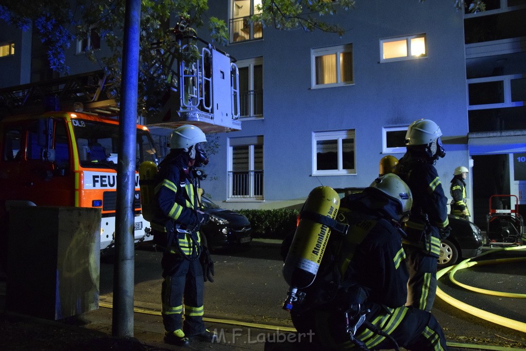 Feuer 2 Y Kellerbrand Koeln Ostheim Ruppinerstr P111.JPG - Miklos Laubert